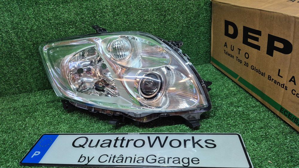 Otica Farol Direito Toyota Auris E15 2007 a 2009 Ref. 212-11M5R-LDEMN NOVO