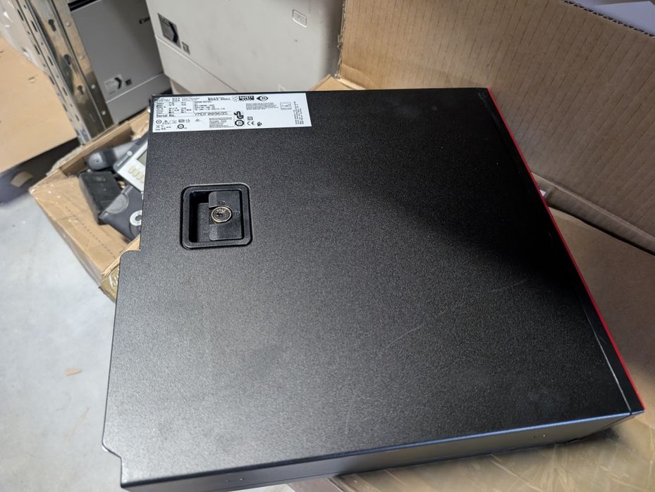 Компактний та надійний комп'ютер  Fujitsu Esprimo D957 є 100 шт