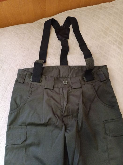 Брюки ветровлагозащищенные зимние