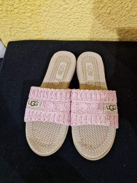 Klapki UGG Australia  roz,40  eleganckie,buty Emu,sandały japonki