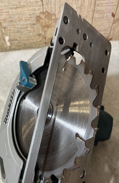 Makita HS7601 Циркулярна Дискова Пила 190мм 1200Вт