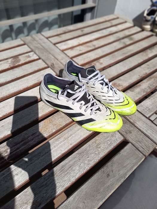 Chuteiras adidas 43 2/3