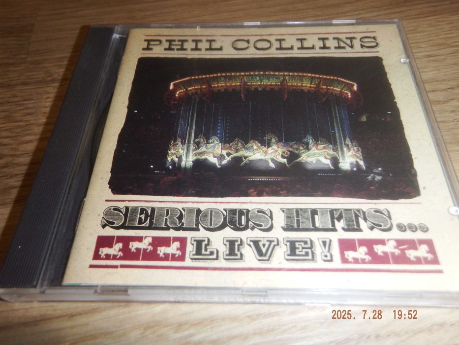 PHIL COLLINS - Live                .
