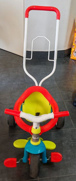 Triciclo criança