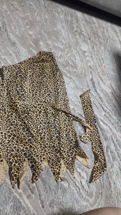 Strój jaskiniowiec panterka 5-6 lat