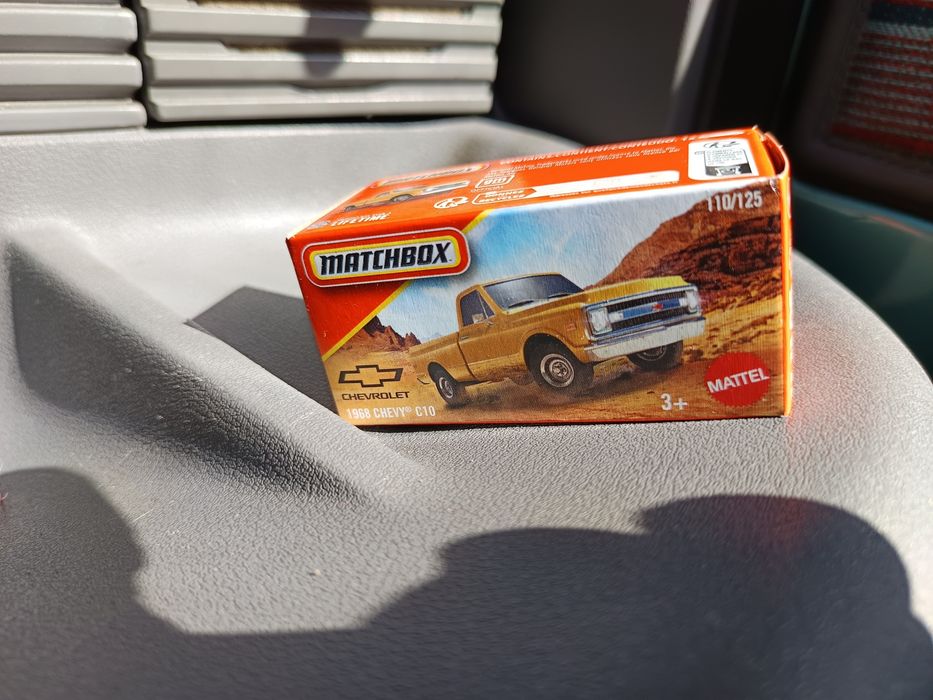 Model chevrolet C10 1968 od Matchebox