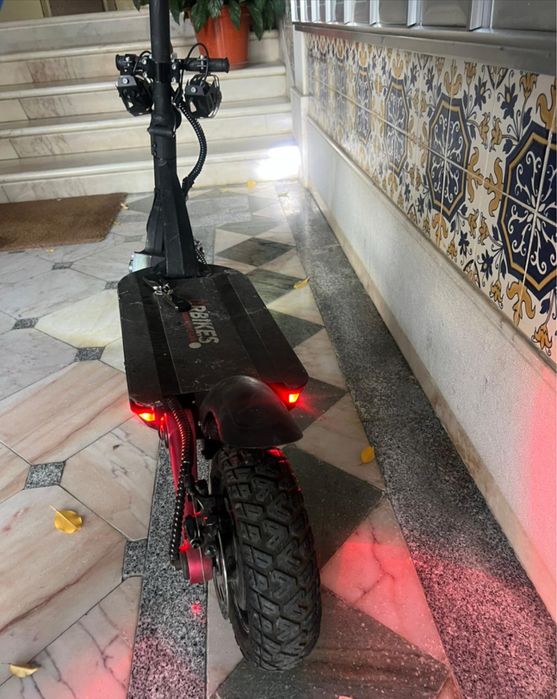 Trotinete Elétrica um modelo  off road Pro