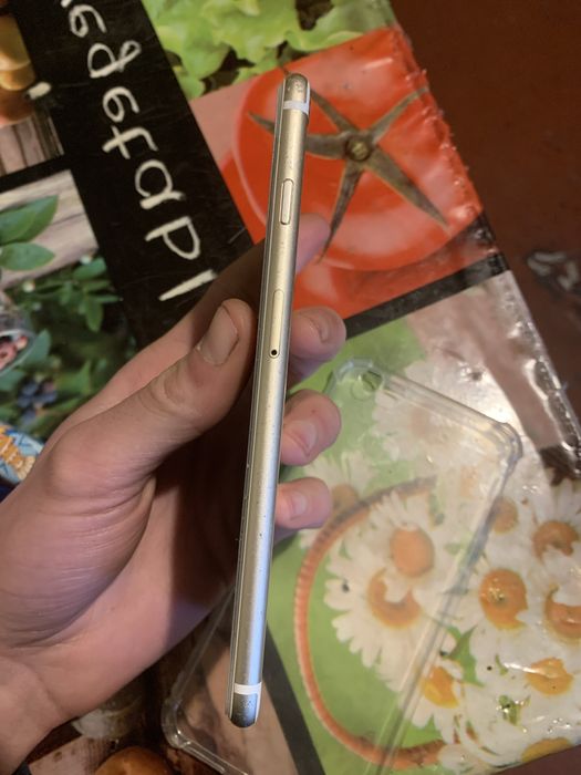 Продам iPhone 6+ 16GB