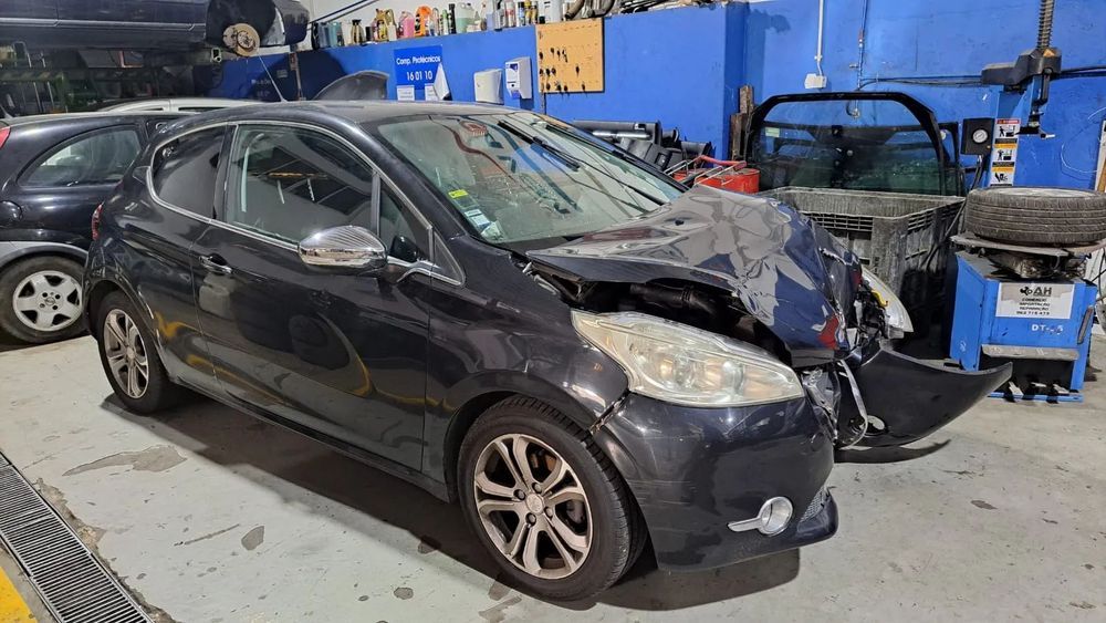 PEUGEOT 208 I 1.4 HDI PARA PEÇAS