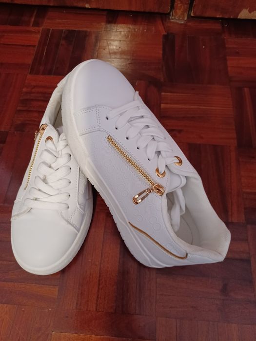 Tenis de senhora