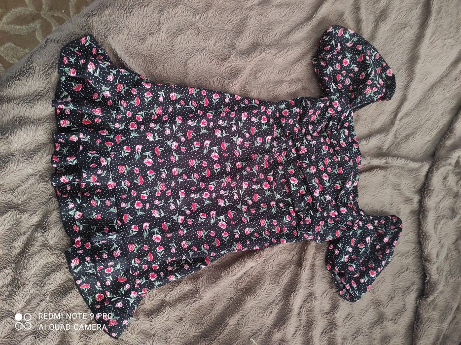 Продам речі, плаття, блузу.