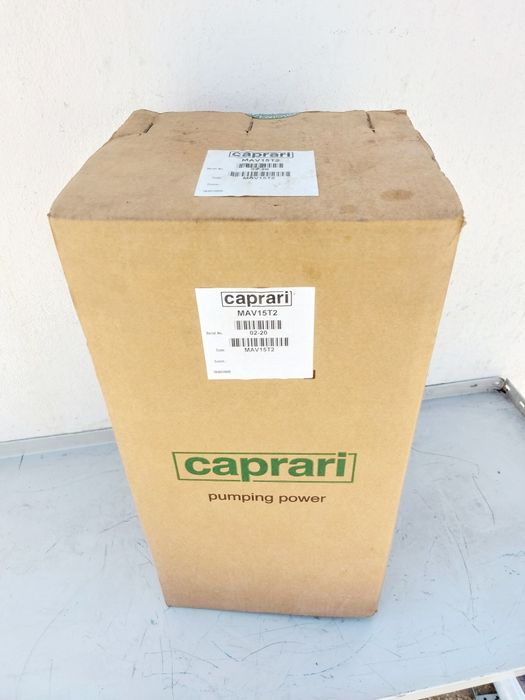 Bomba submersível ( Nova )  37800 litros  Hora  trituradora trifásica