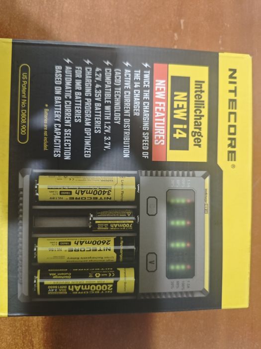 Зарядний пристрій Nitecore Intellicharger New i4 EU