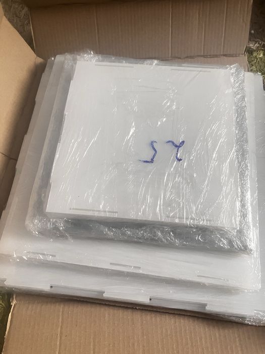 Коробка з гербом, коробка вологостійка ,корщина з лози ,акриловий бокс