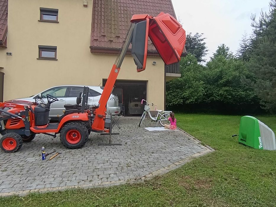 KUBOTA GCD 750 kosz na trawę górny wysyp