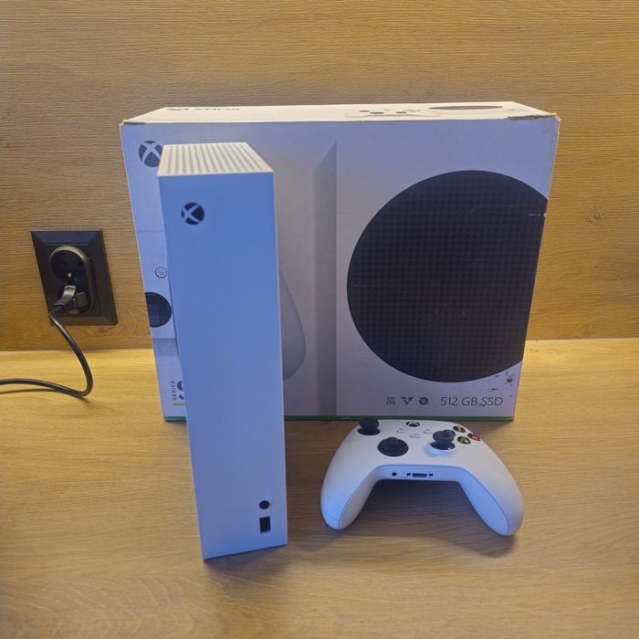 X box series s dysk ssd orginalny pad opakowanie  120 fps