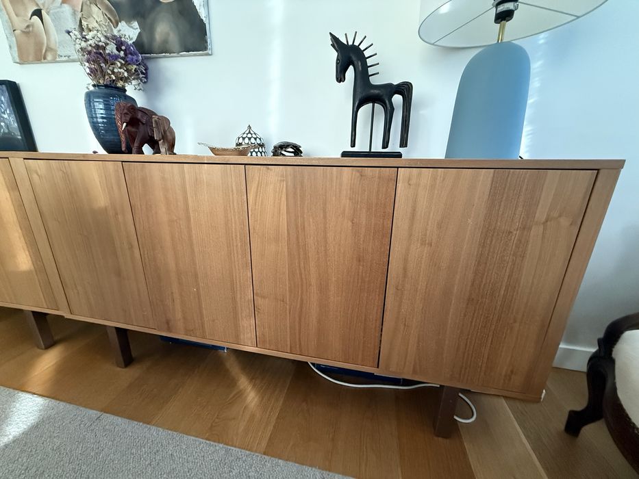 Vende-se Conjunto de 2 Aparadores IKEA STOCKHOLM - Acabamento em Nogueira