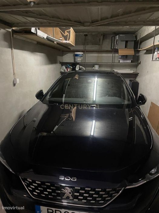 Garagem, Arcozelo, Rua Santa Clara