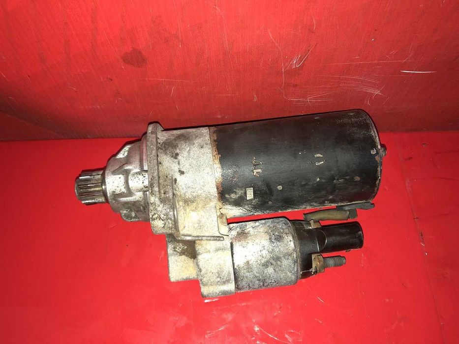 Стартер VW Volkswagen T5 фольцваген 2.5 Diesel