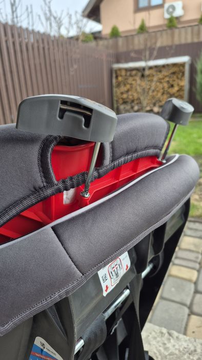 Автокрісло "Safety 1st" від 10 до 29 кг