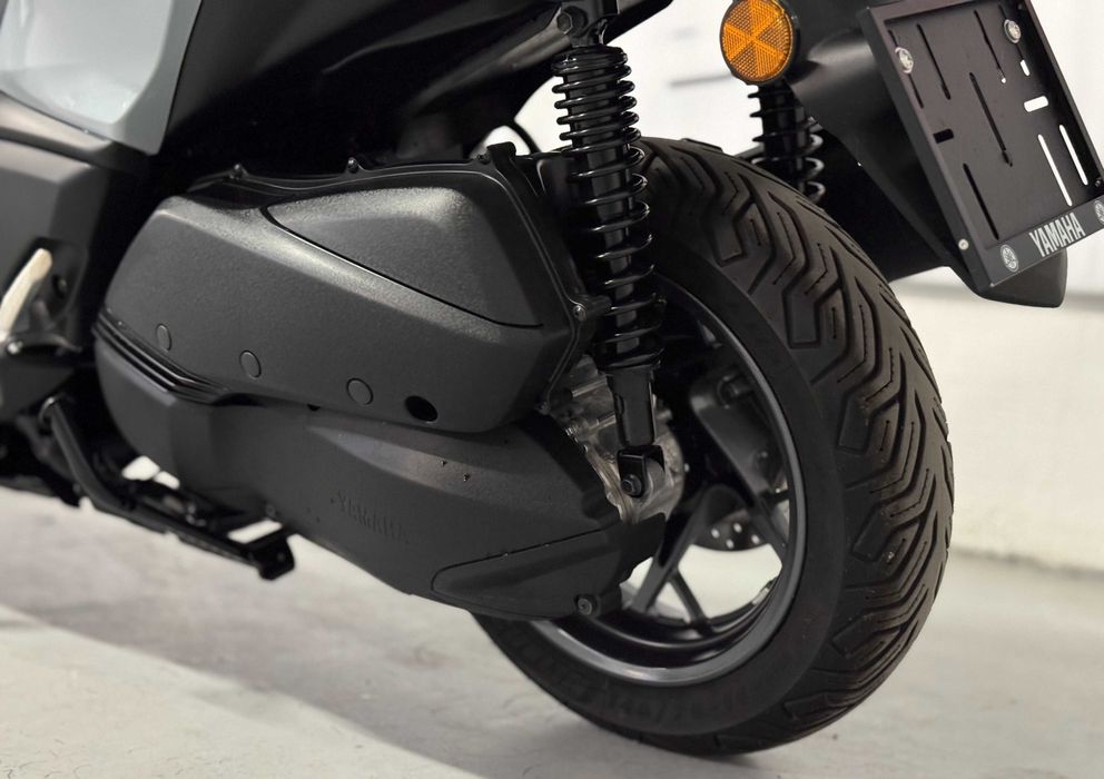 Yamaha X-Max Tech MAX 2025
