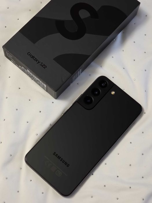 Samsung S22 256 Офіційний. Прекрасний стан