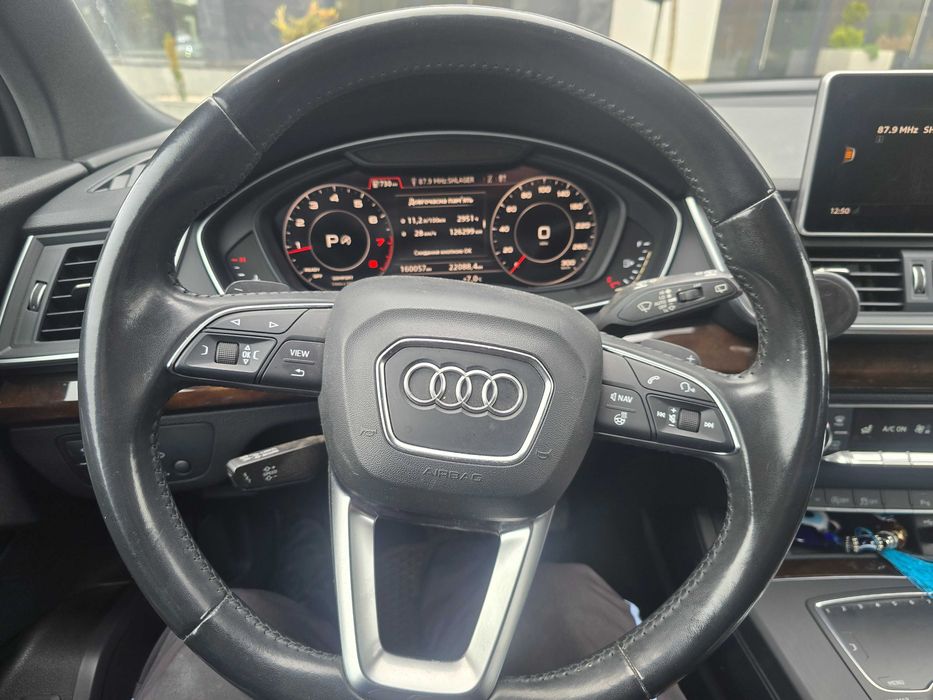 продам автомобіль Audi Q5 2018