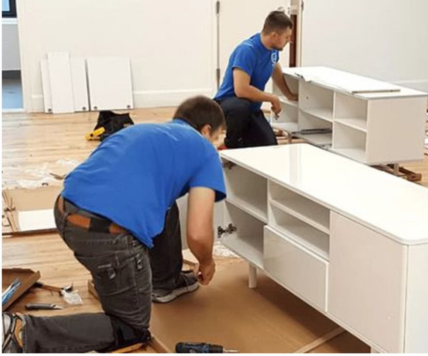 Збірка меблів складання меблів/розбирання меблів