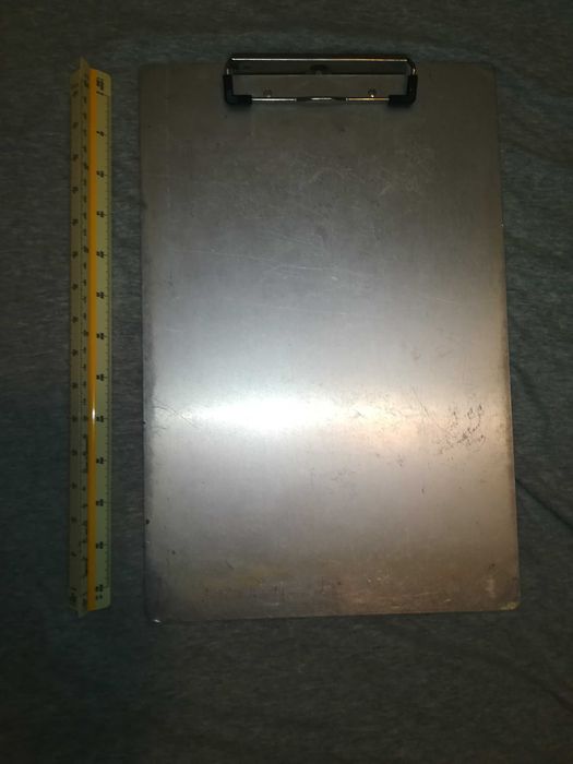 Esquadros de desenho tecnico , regua de escalas, prancheta de aluminio