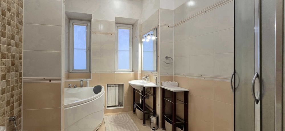 Продам 5к квартиру в центрі. Шовковична 7а, Печерськ, Липки, Хрещаткик