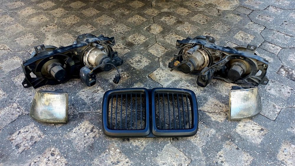Bmw 735iL E32 Óticas Dianteiras com Piscas e Grelha