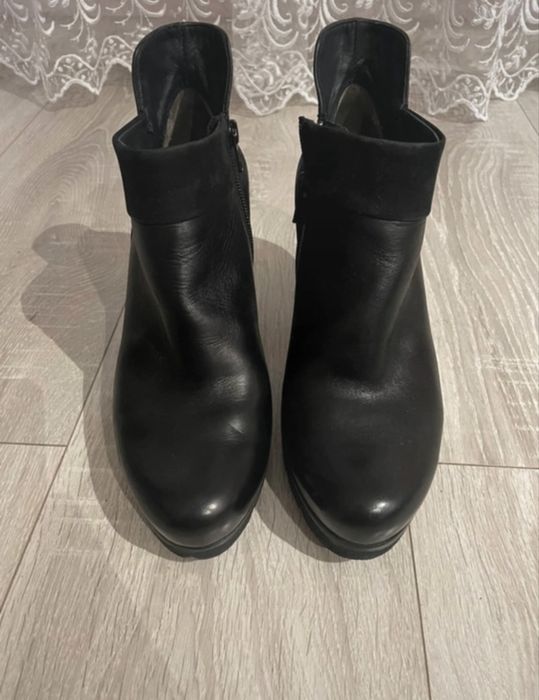 Damskie buty green paul czarne do kostek botki