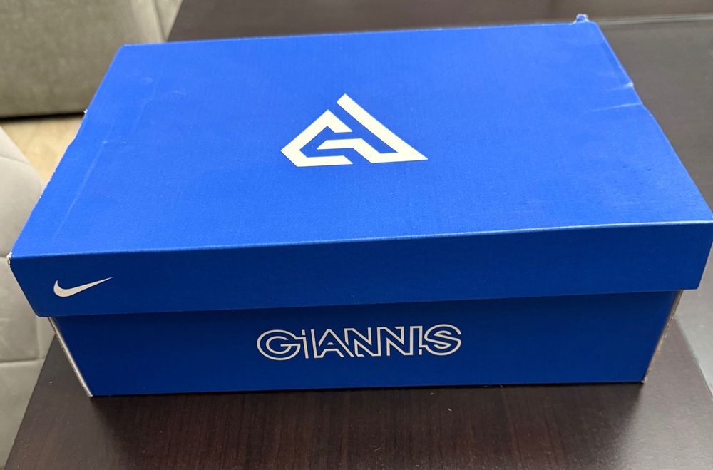 Nike Giannis immortality 2 Novos 43 ou 9.5