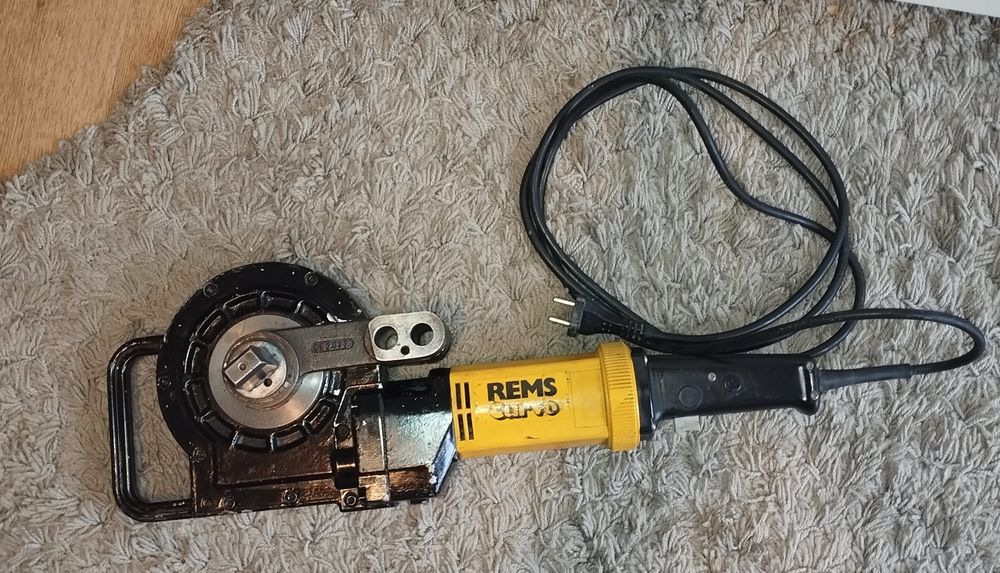 Giętarka do rur Rems Curvo