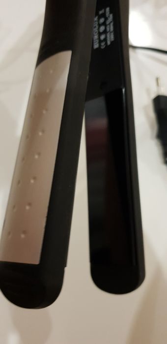 Prostownica do włosów ceramiczna