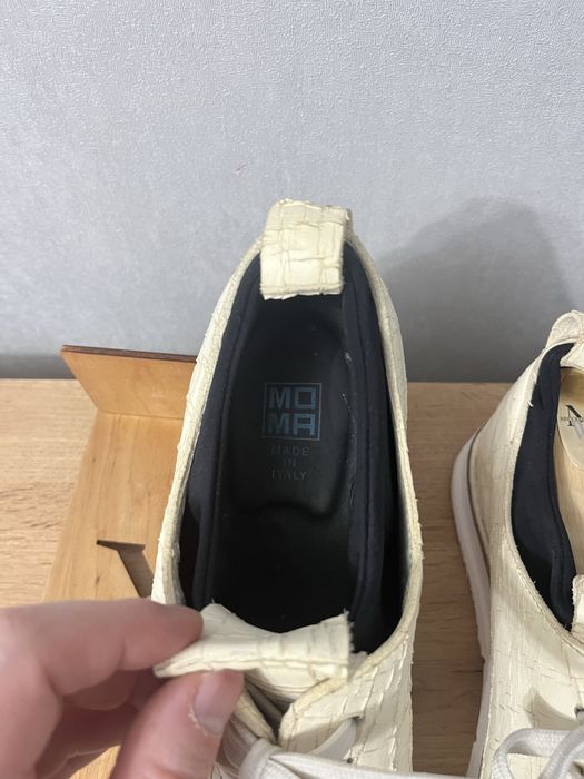 Чоловіче взуття MOMA