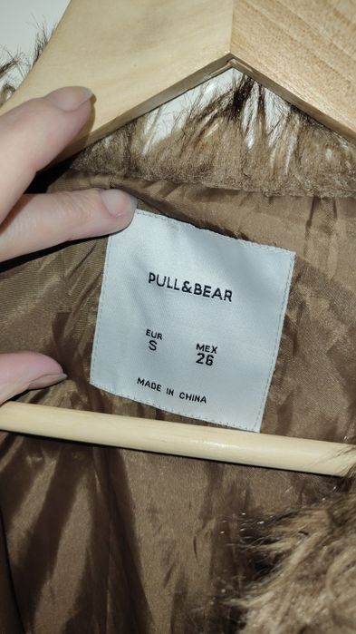 Kamizelka Pull&Bear r. S futerko