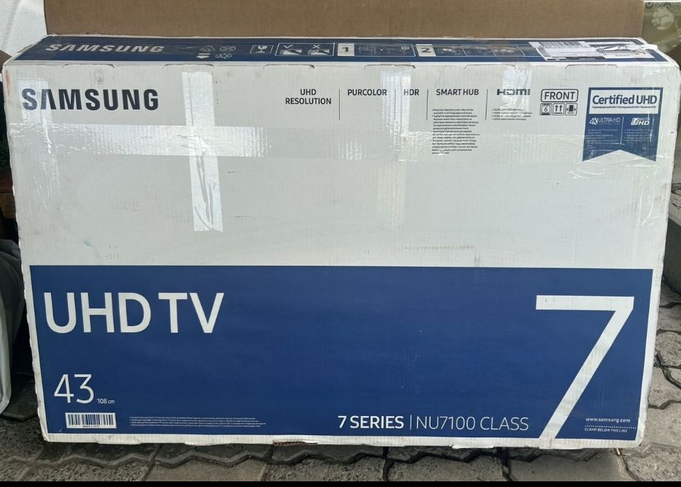 Телевізор Samsung 43" 4K UHD UE43NU7100U