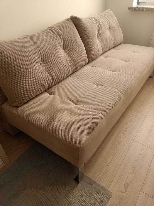 Kanapa z funkcją spania.