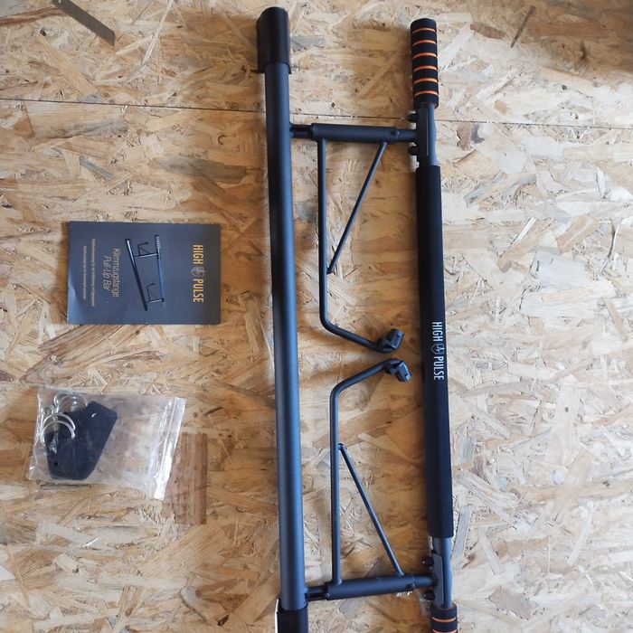 Składany drążek do podciągania