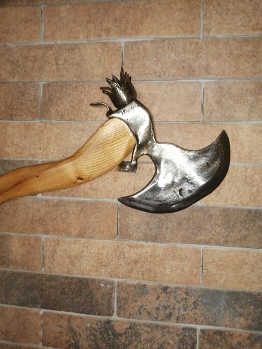 Продам топорик, не дорого, для рубки ветчины, мяса и овощей