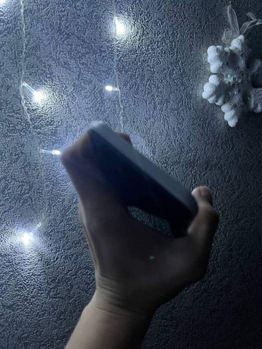 Продам tecno spark 8c 4/64 с коробкой