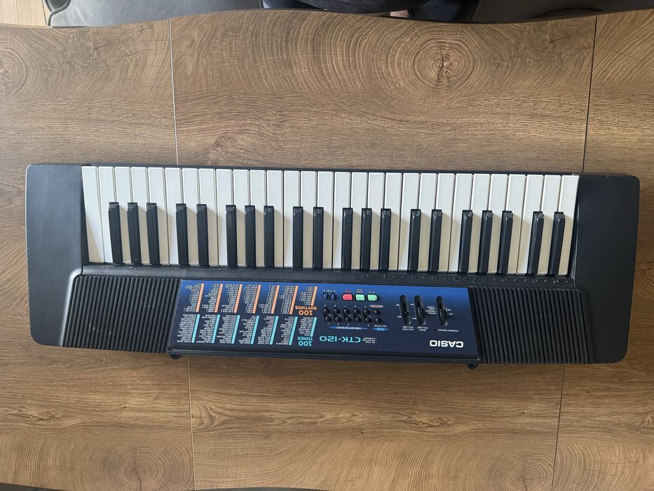 Keyboard Casio CTK-120 – 49 klawiszy – uszkodzony / na części