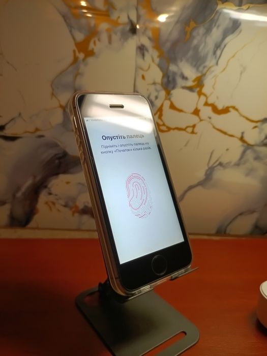 Iphone se 2016 (1) 16GB 100%