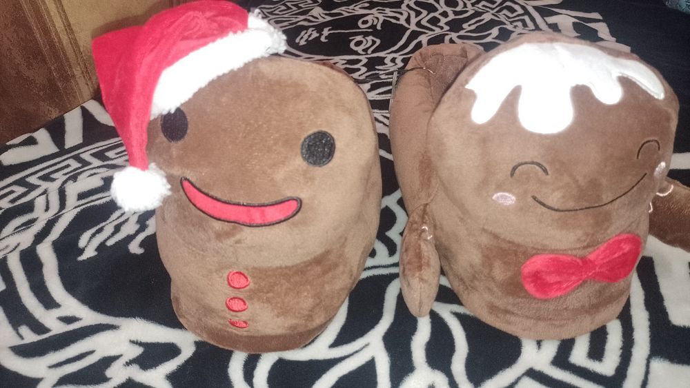 Новогодние тёплые тапки Пряники