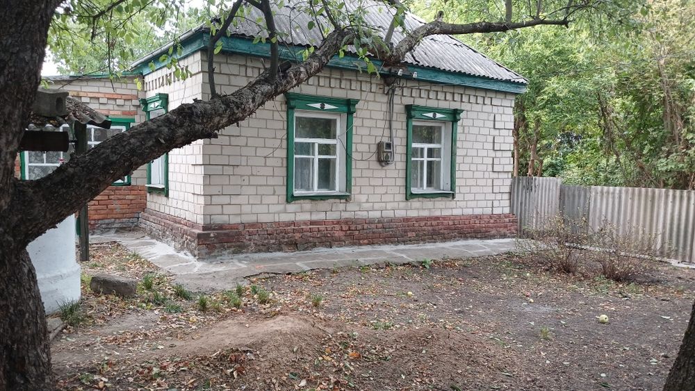 Продам будинок в смт Губиниха