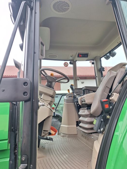 John Deere 6195M  .6145 .6150. 6175