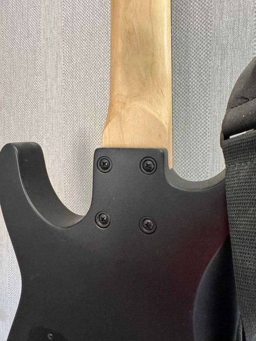7-струнна електрогітара JACKSON JS22-7