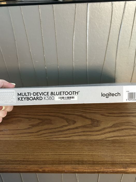 Клавiатура Logitech Multi-Device Bluethooth Keyboard K380