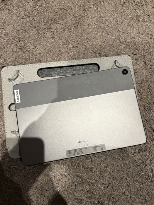 Tablet Lenovo 32g. Novo